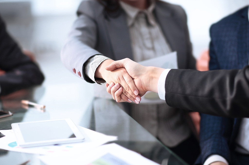 j9集团国际站官网药业与奥赛康达成战略合作伙伴关系